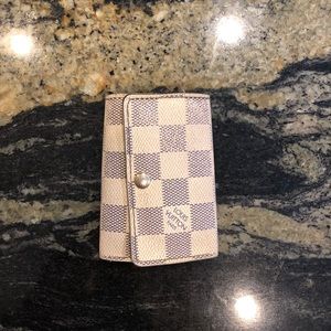 Louis Vuitton 6 Key Cles